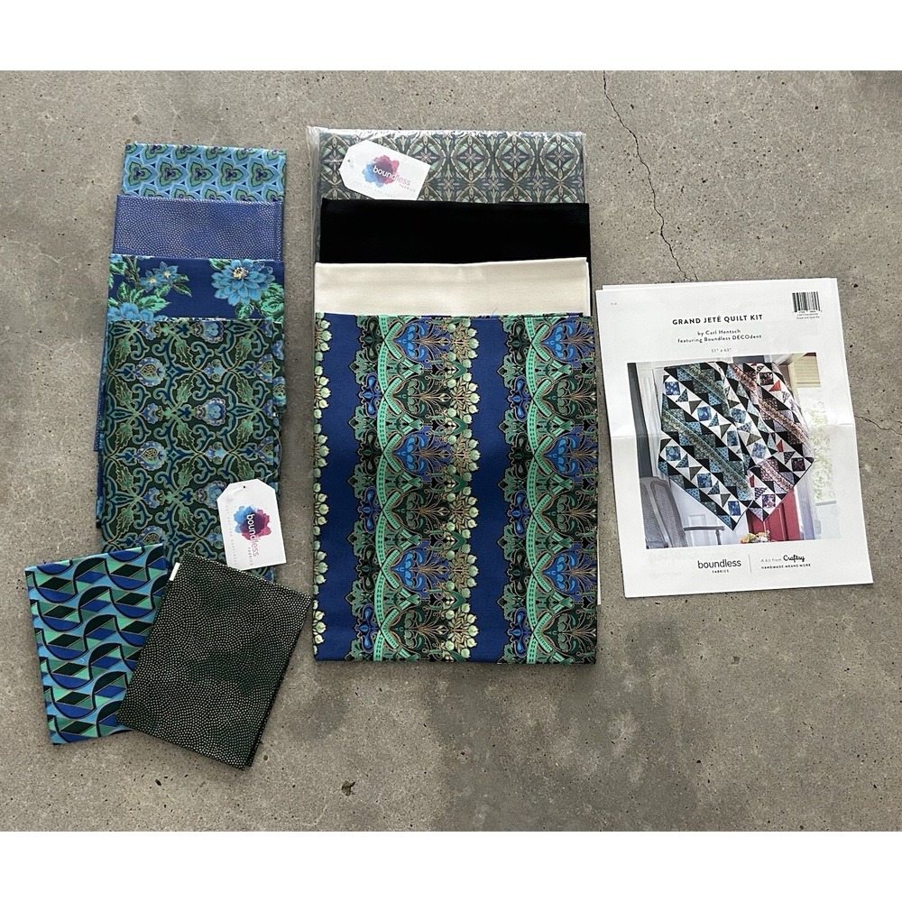 Craftsy Grand Jeté Quilt Kit featuring Boundless Decodent 51" X 63"